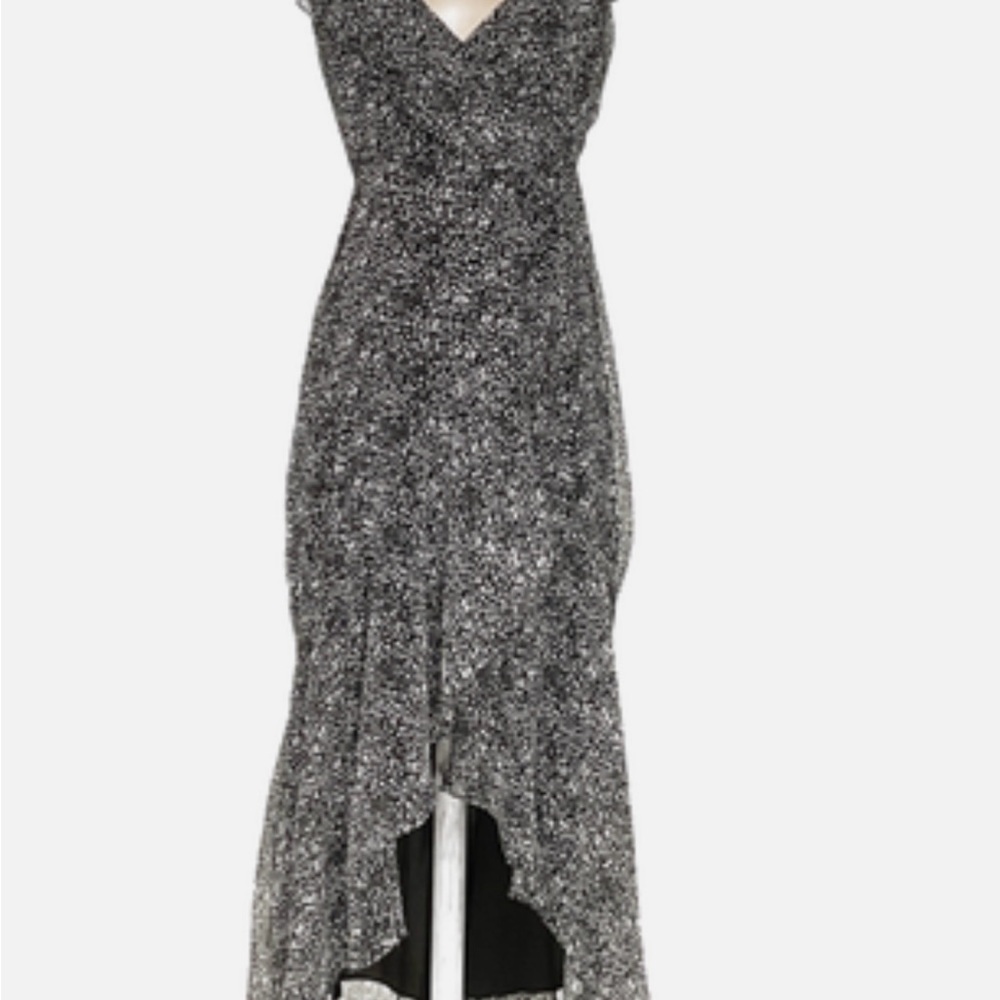 Elegant Black and White Patterned Women's dress